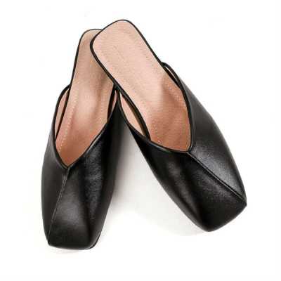 Women Outdoor Sandals Fashion Toe covered Leather Slippers Solid Color Ladies Party Mule Shoes Pretty Casual Indoor Slides
